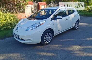 Хетчбек Nissan Leaf 2015 в Києві