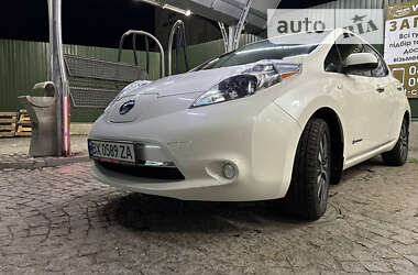 Хэтчбек Nissan Leaf 2014 в Хмельницком