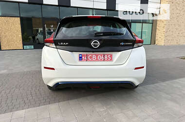 Хетчбек Nissan Leaf 2018 в Хмельницькому