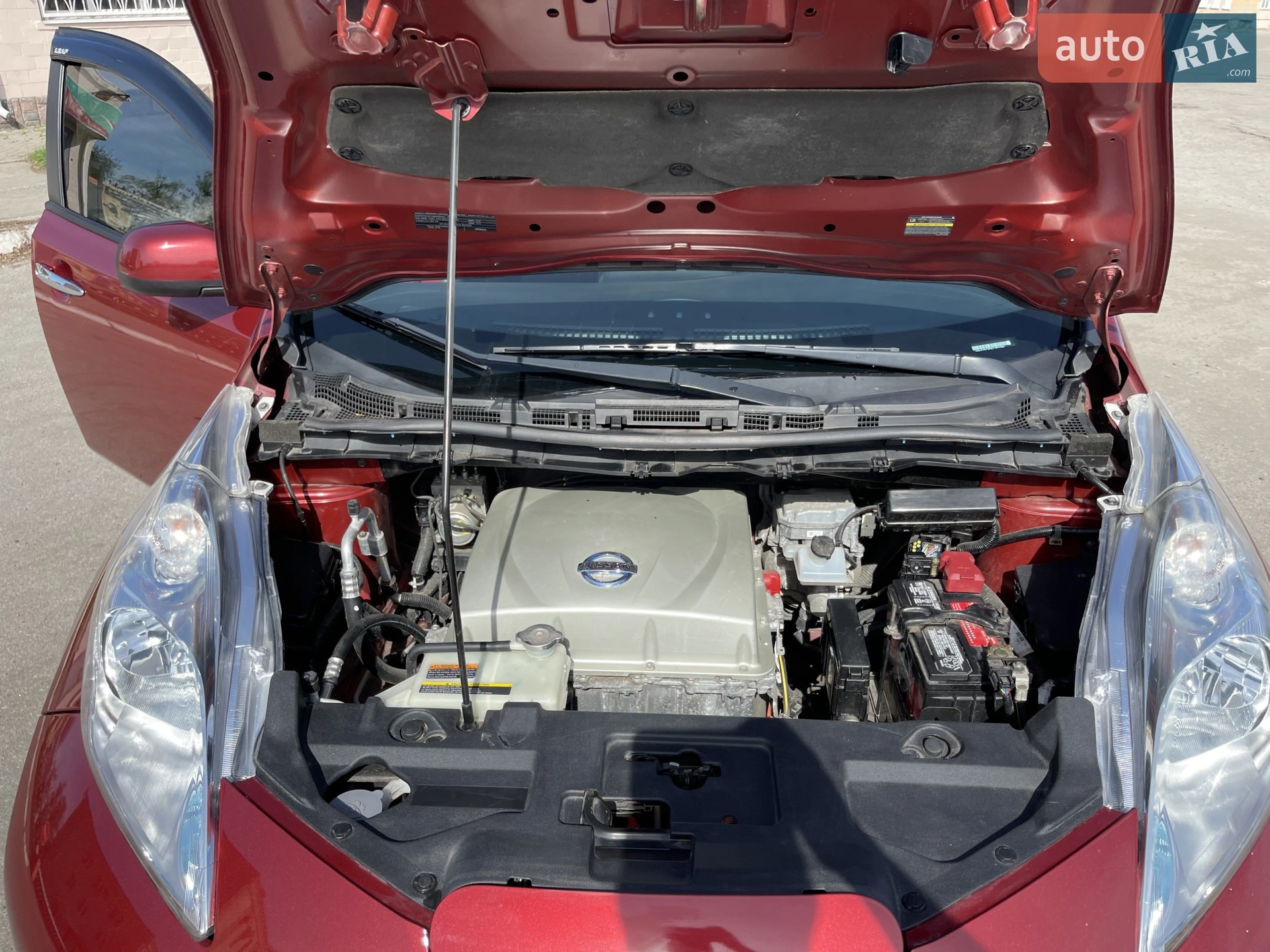 2014 Nissan Leaf - мініатюра 15