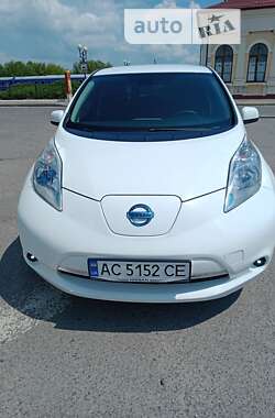 Хетчбек Nissan Leaf 2015 в Володимир-Волинському