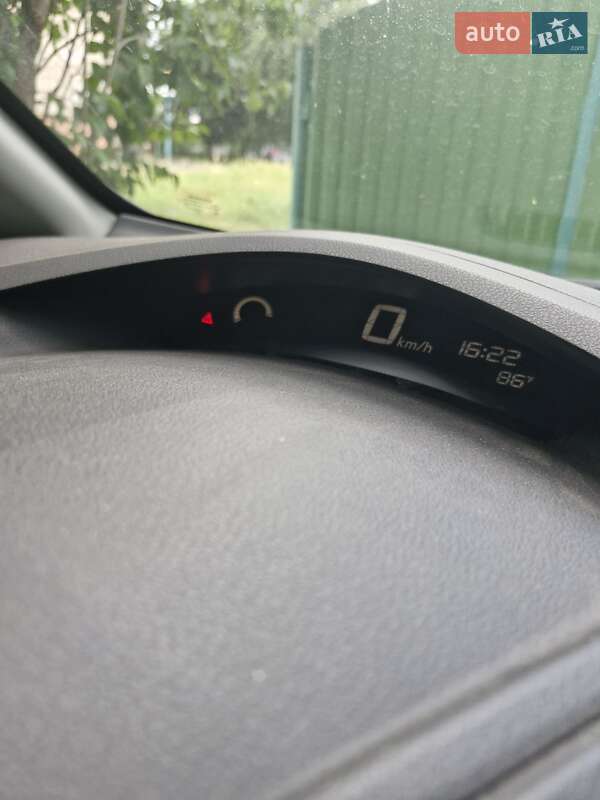 Хэтчбек Nissan Leaf 2014 в Черкассах фото 15 Хэтчбек Nissan Leaf 2014 в Черкассах