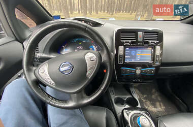Хетчбек Nissan Leaf 2013 в Чернігові