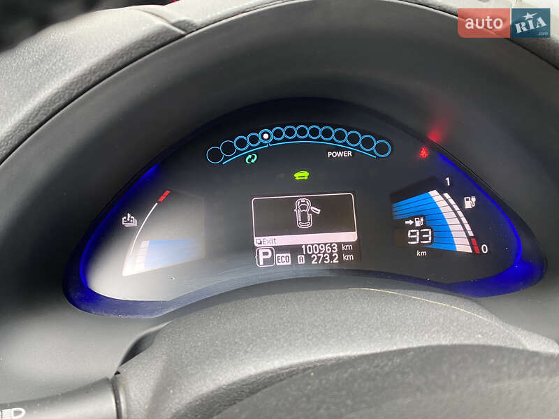 Хетчбек Nissan Leaf 2013 в Чернігові