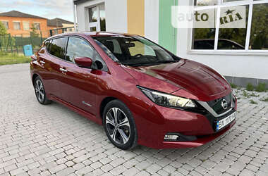 Хетчбек Nissan Leaf 2019 в Кам'янець-Подільському