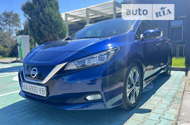 Хэтчбек Nissan Leaf 2020 в Киеве