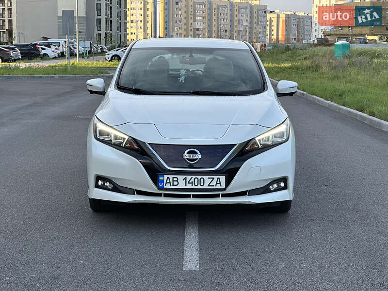 Хэтчбек Nissan Leaf 2019 в Виннице