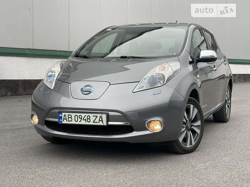 Хэтчбек Nissan Leaf 2013 в Виннице