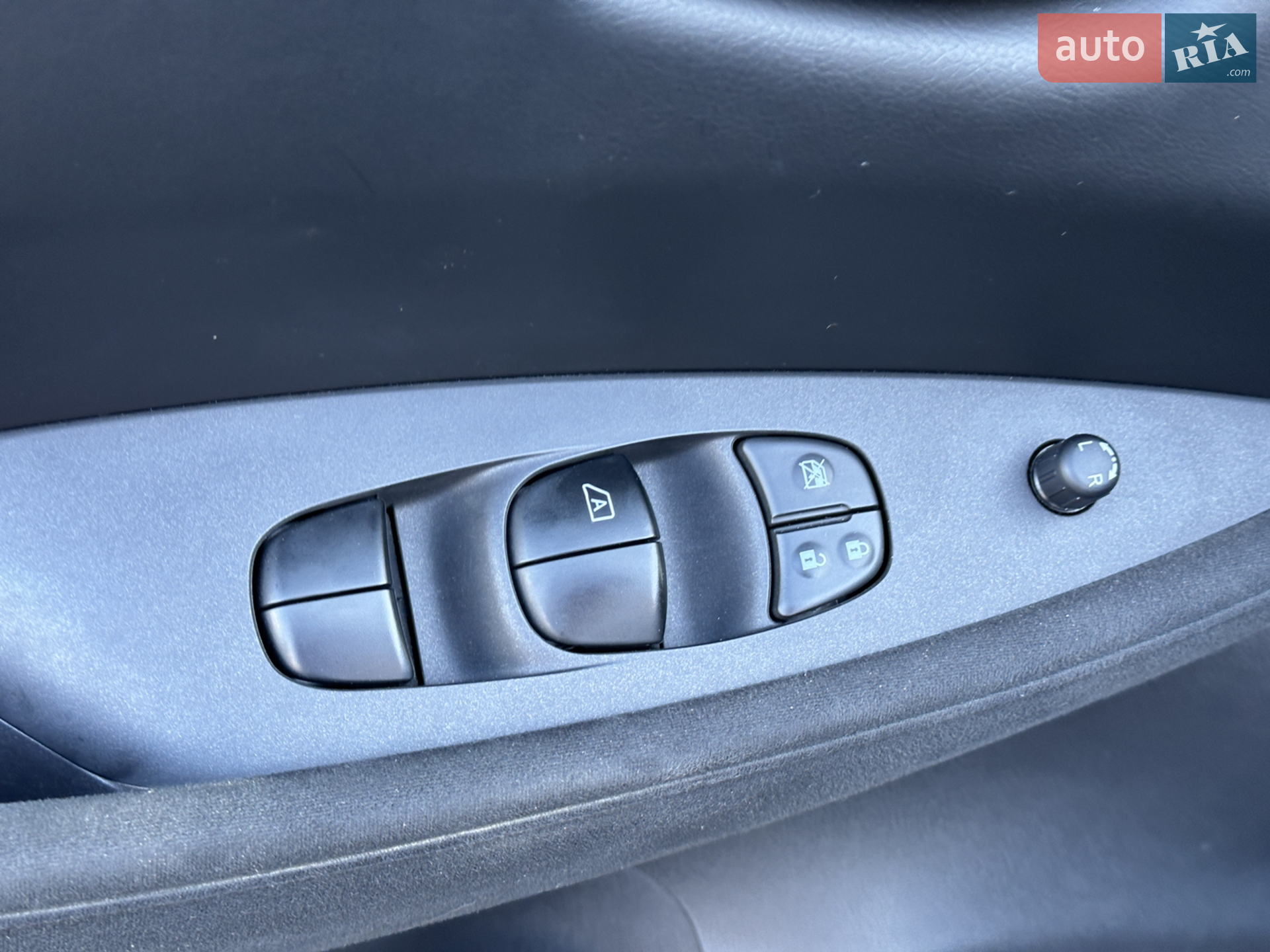 2015 Nissan Leaf - мініатюра 20