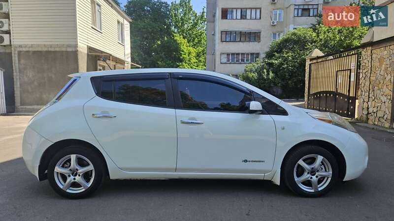 Хетчбек Nissan Leaf 2013 в Одесі фото 18 Хетчбек Nissan Leaf 2013 в Одесі