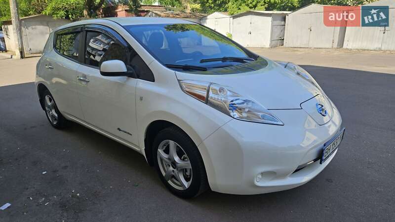 Хетчбек Nissan Leaf 2013 в Одесі фото 36 Хетчбек Nissan Leaf 2013 в Одесі