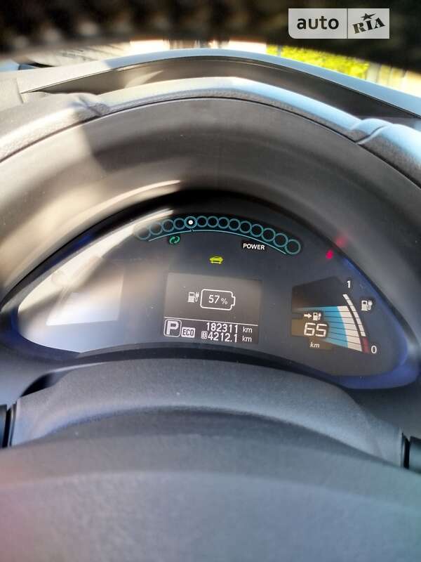 Хэтчбек Nissan Leaf 2015 в Львове фото 11 Хэтчбек Nissan Leaf 2015 в Львове