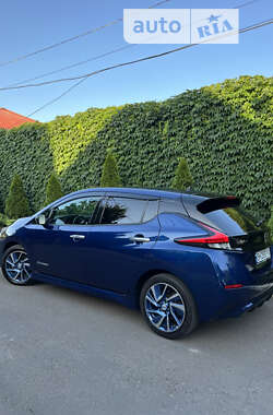 Хэтчбек Nissan Leaf 2018 в Одессе