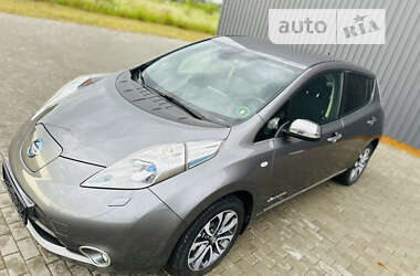 Хетчбек Nissan Leaf 2014 в Луцьку