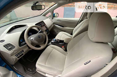 Хетчбек Nissan Leaf 2013 в Харкові