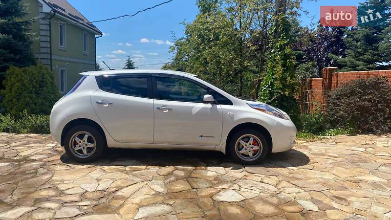 Nissan Leaf 2013