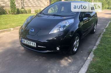 Хетчбек Nissan Leaf 2013 в Рівному