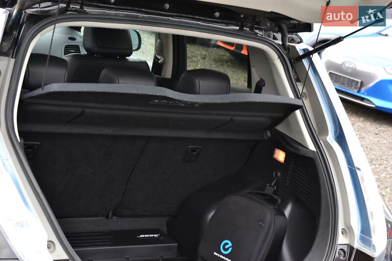 Хэтчбек Nissan Leaf 2014 в Луцке