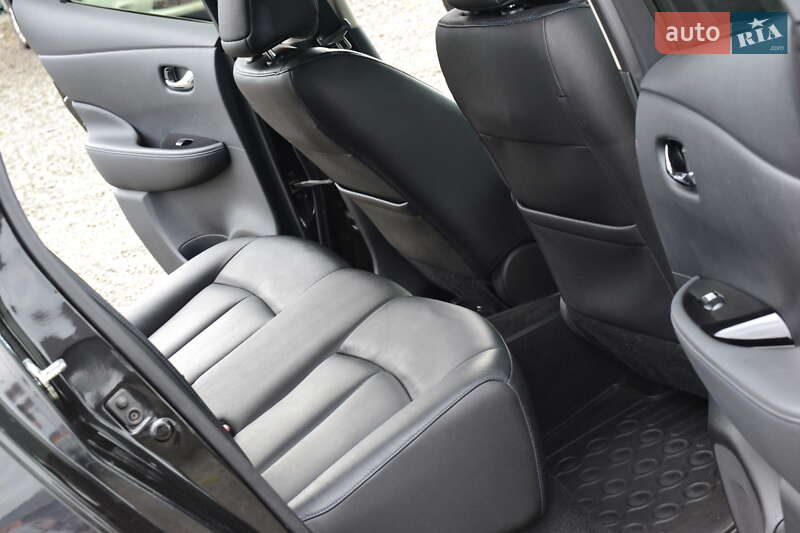 Хэтчбек Nissan Leaf 2014 в Луцке