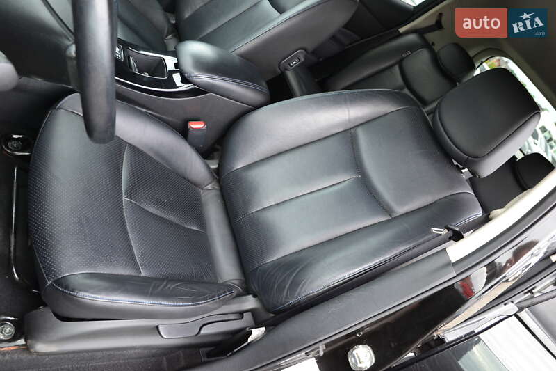 Хэтчбек Nissan Leaf 2014 в Луцке