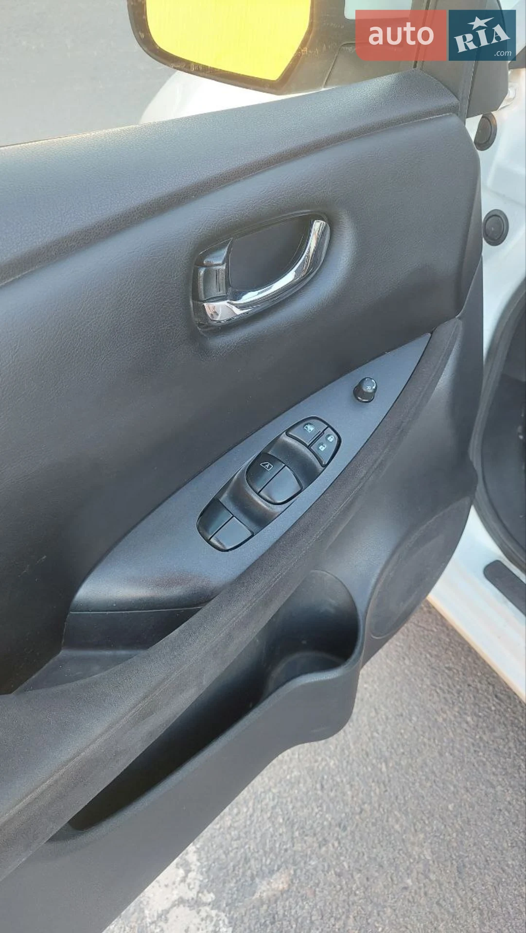 2015 Nissan Leaf - мініатюра 12