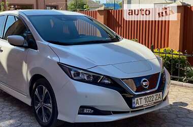 Хетчбек Nissan Leaf 2022 в Калуші