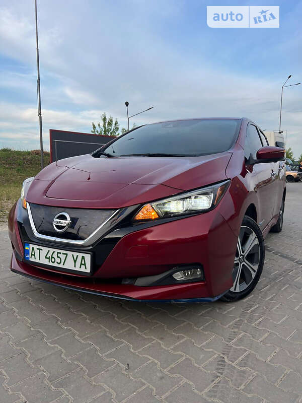 Хетчбек Nissan Leaf 2019 в Івано-Франківську