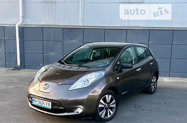 Хетчбек Nissan Leaf 2015 в Одесі