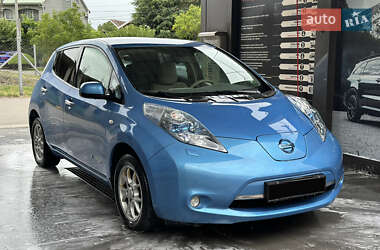 Хэтчбек Nissan Leaf 2011 в Ужгороде