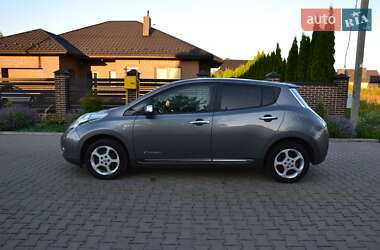 Хэтчбек Nissan Leaf 2014 в 