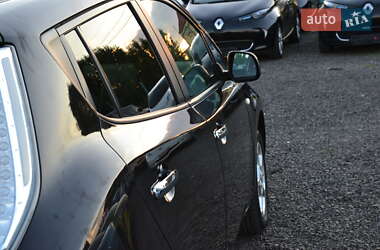 Хетчбек Nissan Leaf 2013 в 