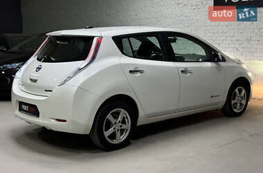 Хэтчбек Nissan Leaf 2013 в Владимире