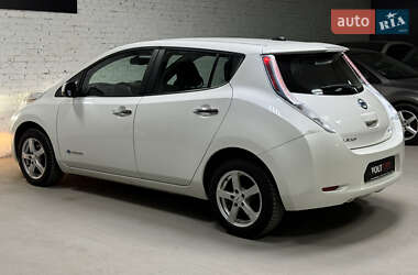 Хэтчбек Nissan Leaf 2013 в Владимире