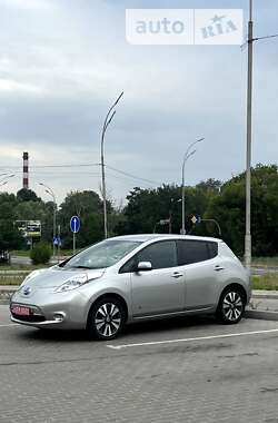Хетчбек Nissan Leaf 2013 в Києві