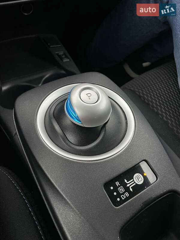 Хетчбек Nissan Leaf 2016 в Вінниці фото 11 Хетчбек Nissan Leaf 2016 в Вінниці