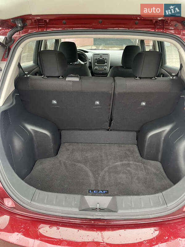 Хетчбек Nissan Leaf 2016 в Вінниці фото 16 Хетчбек Nissan Leaf 2016 в Вінниці
