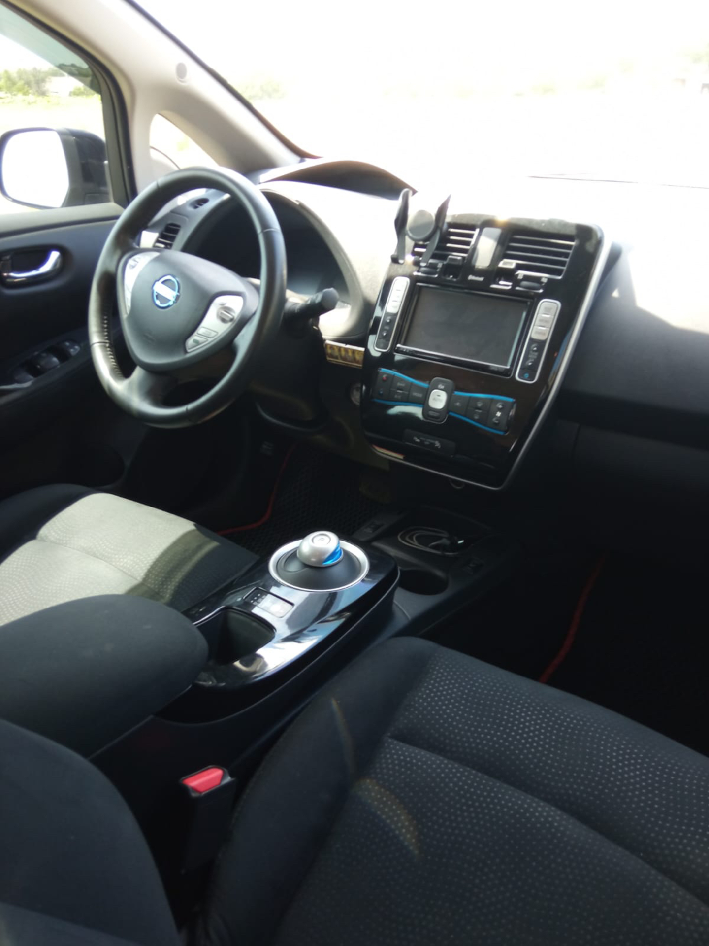 2017 Nissan Leaf - мініатюра 9
