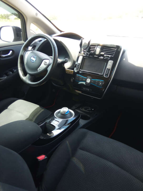Хэтчбек Nissan Leaf 2017 в Одессе
