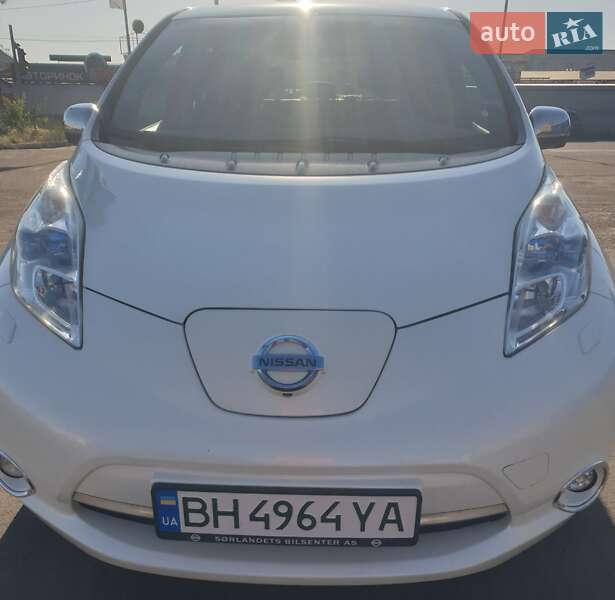 Nissan Leaf 2014