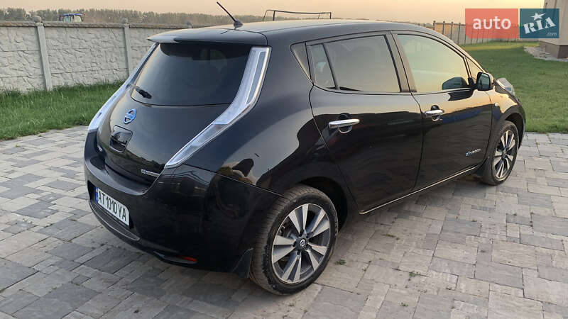 Хетчбек Nissan Leaf 2014 в Івано-Франківську