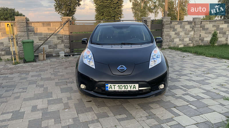Хетчбек Nissan Leaf 2014 в Івано-Франківську