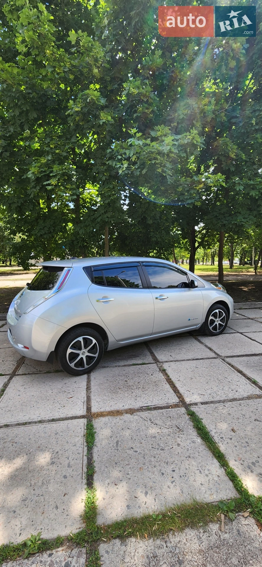 2014 Nissan Leaf - мініатюра 4