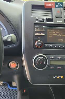 Хэтчбек Nissan Leaf 2014 в Харькове