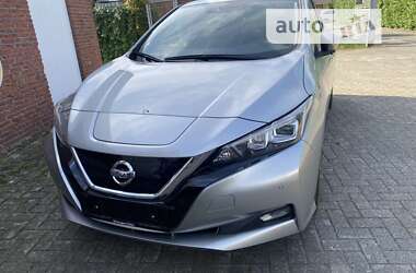 Хэтчбек Nissan Leaf 2018 в Ужгороде