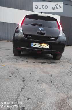 Хэтчбек Nissan Leaf 2013 в Житомире