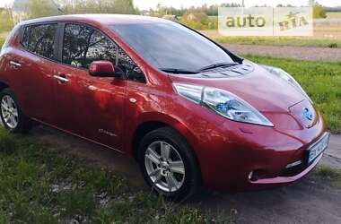 Хетчбек Nissan Leaf 2012 в Летичіві