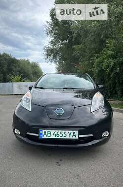 Хэтчбек Nissan Leaf 2014 в 