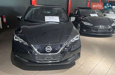 Хетчбек Nissan Leaf 2018 в 