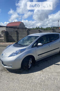 Хетчбек Nissan Leaf 2012 в Новояворівську