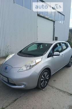 Хэтчбек Nissan Leaf 2015 в Харькове